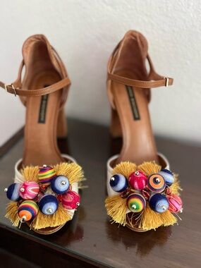 Jorge Bischoff Leather Heels w Multicolor Bead Clusters & Yellow Tassels sz9
